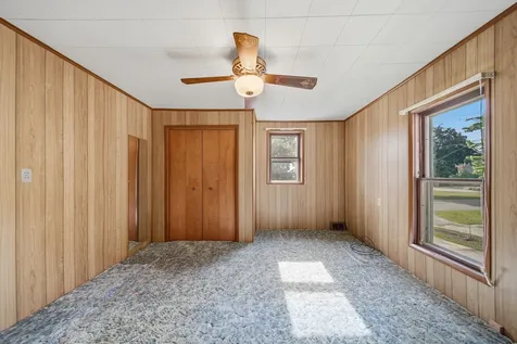 411 South Mckendrie Street Mount Morris IL 61054