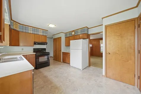 411 South Mckendrie Street Mount Morris IL 61054