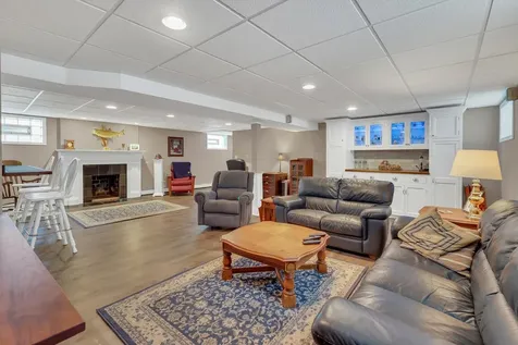 9205 Millard Avenue Evergreen Park IL 60805