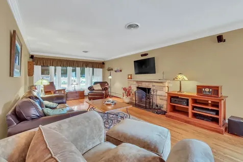 9205 Millard Avenue Evergreen Park IL 60805