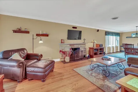 9205 Millard Avenue Evergreen Park IL 60805