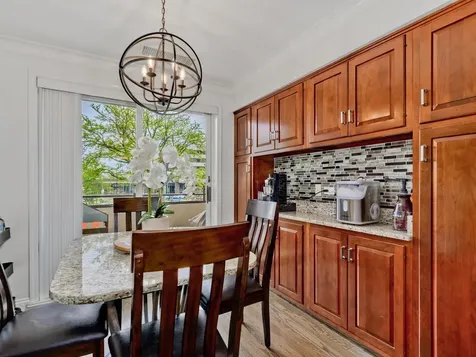 7201 North Lincoln Avenue Lincolnwood IL 60712