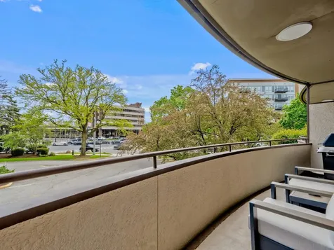 7201 North Lincoln Avenue Lincolnwood IL 60712