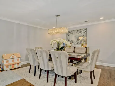 7201 North Lincoln Avenue Lincolnwood IL 60712