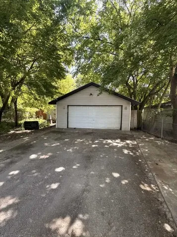 13921 South Atlantic Avenue Riverdale IL 60827