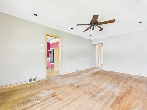 51 51ST Avenue Bellwood IL 60104