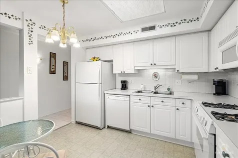 740 Creekside Drive Mount Prospect IL 60056