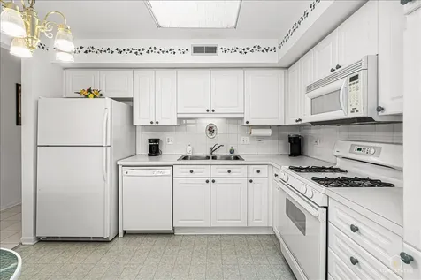 740 Creekside Drive Mount Prospect IL 60056