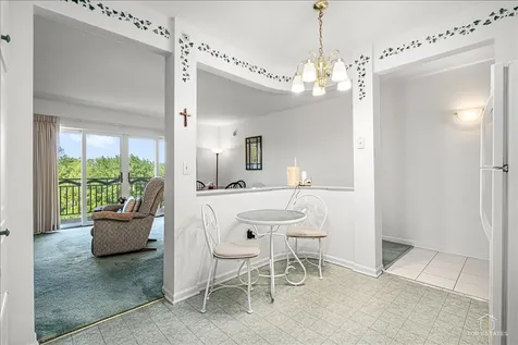 740 Creekside Drive Mount Prospect IL 60056