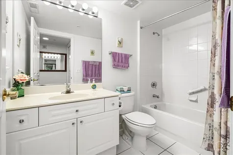 740 Creekside Drive Mount Prospect IL 60056