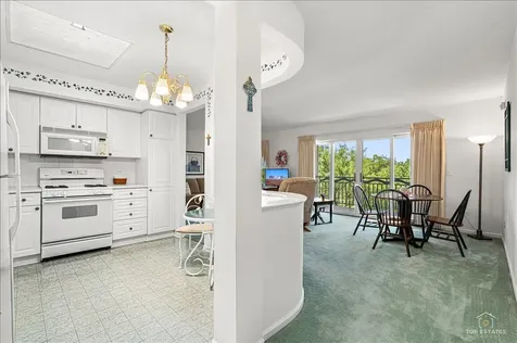 740 Creekside Drive Mount Prospect IL 60056