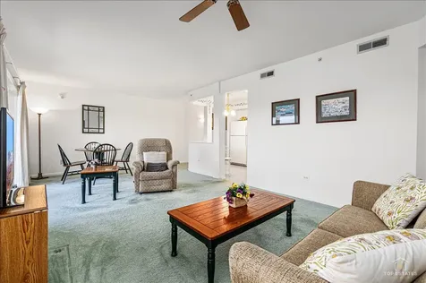 740 Creekside Drive Mount Prospect IL 60056