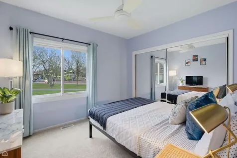 101 Windwood Court Buffalo Grove IL 60089