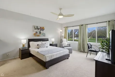 101 Windwood Court Buffalo Grove IL 60089