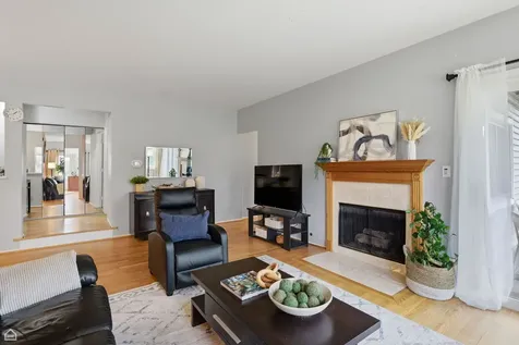 101 Windwood Court Buffalo Grove IL 60089