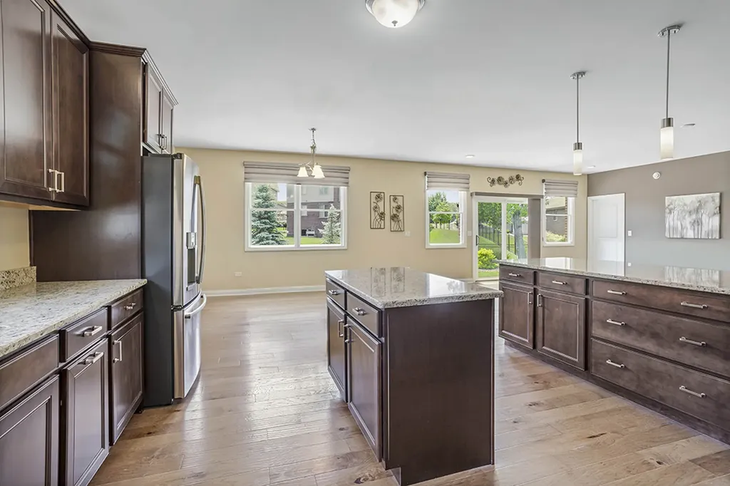 12427 Pemrose Court Mokena IL 60448