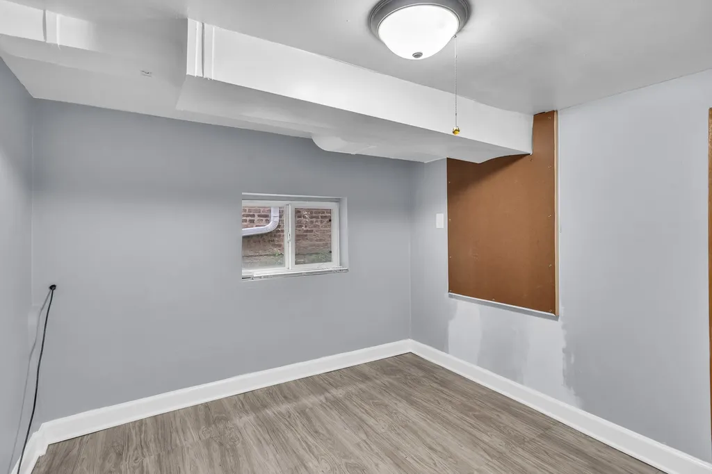 4526 North Mobile Avenue Chicago IL 60630