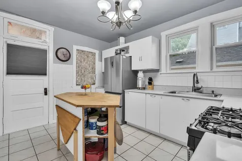 4526 North Mobile Avenue Chicago IL 60630