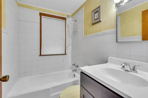 4526 North Mobile Avenue Chicago IL 60630