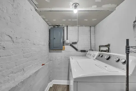 4526 North Mobile Avenue Chicago IL 60630