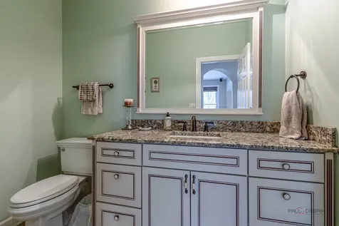 1800 Darnell Street Libertyville IL 60048