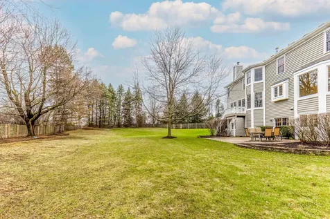 1800 Darnell Street Libertyville IL 60048