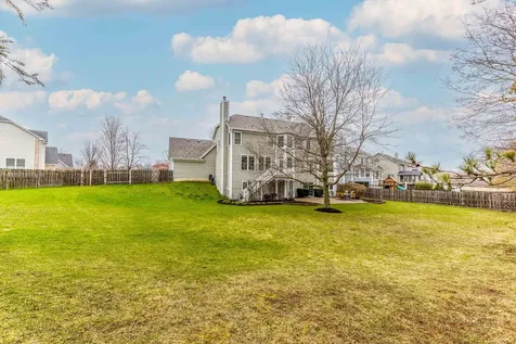 1800 Darnell Street Libertyville IL 60048