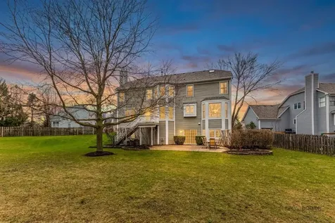 1800 Darnell Street Libertyville IL 60048