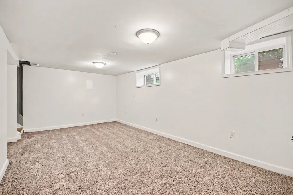 312 North Locust Street Aurora IL 60506