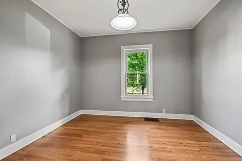 312 North Locust Street Aurora IL 60506
