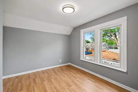 312 North Locust Street Aurora IL 60506