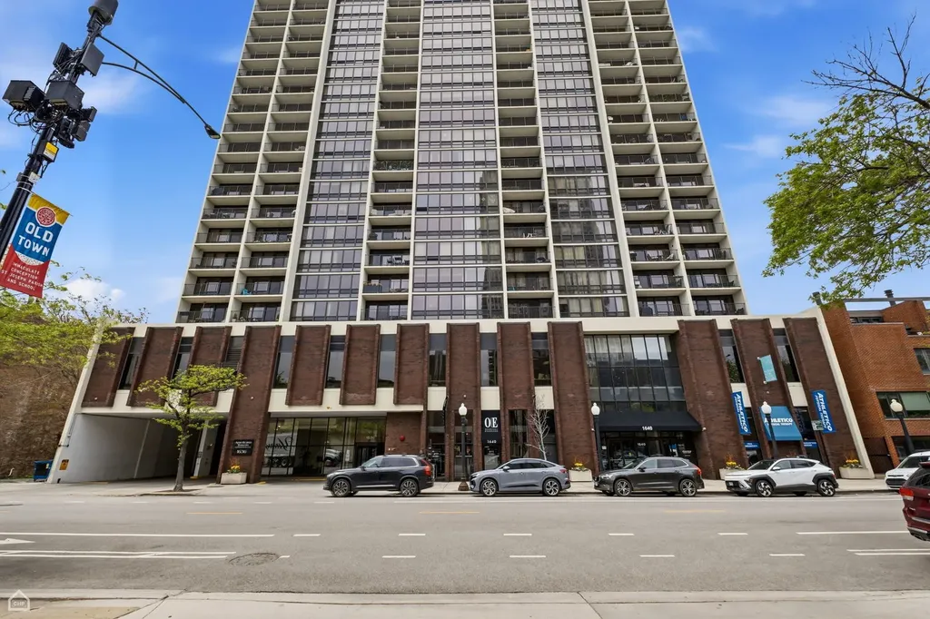 1636 North Wells Street Chicago IL 60614