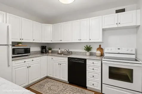 1636 North Wells Street Chicago IL 60614