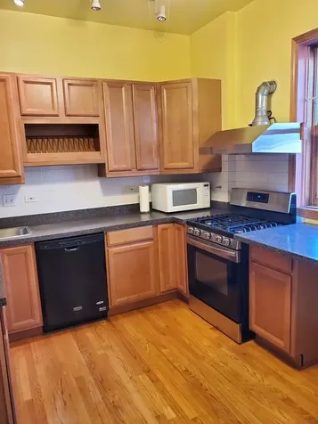 5720 South Kenwood Avenue Chicago IL 60637