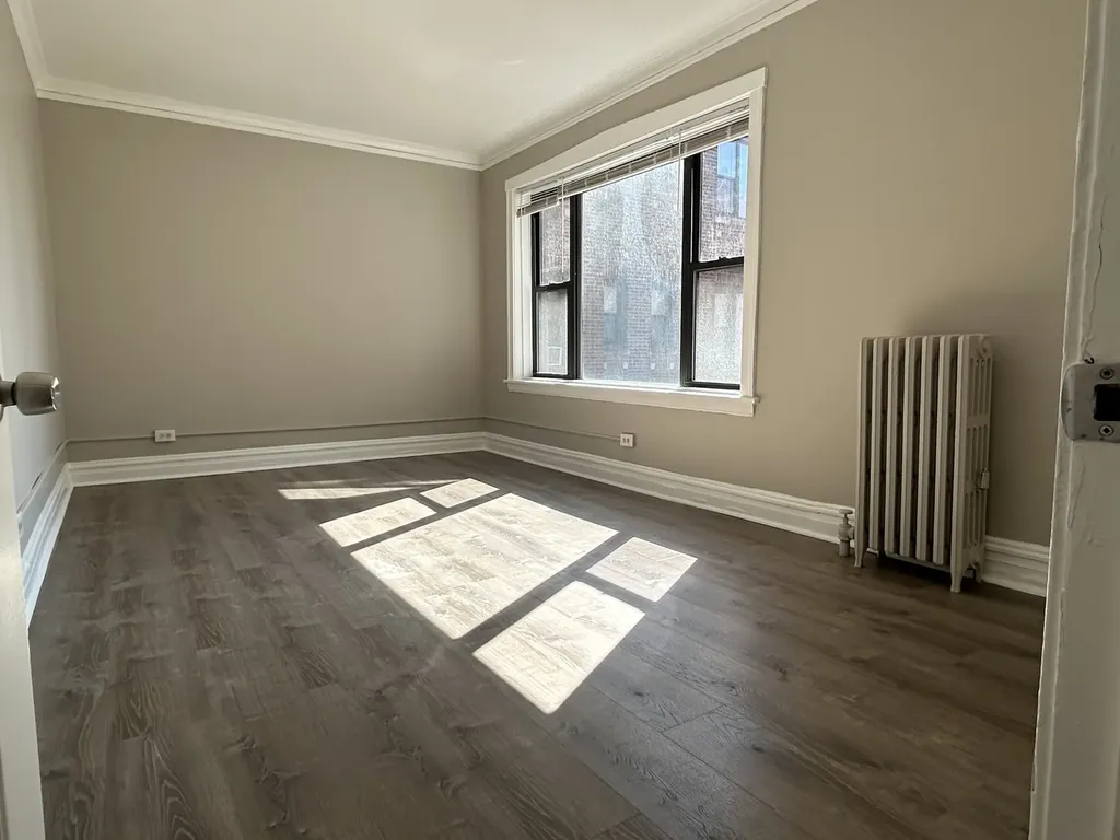 4854 West North Avenue Chicago IL 60639