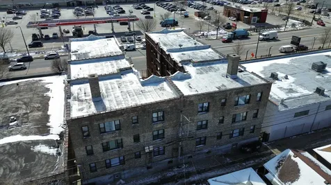 4854 West North Avenue Chicago IL 60639