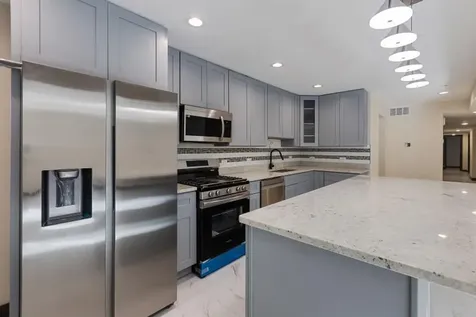444 East 48th Street Chicago IL 60615
