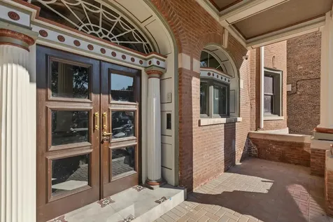 444 East 48th Street Chicago IL 60615