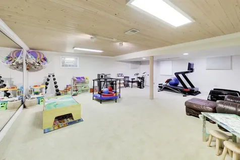 1310 West Hampton Place Palatine IL 60067