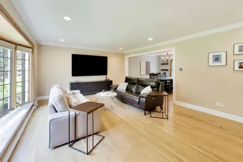 1310 West Hampton Place Palatine IL 60067