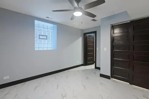 444 East 48th Street Chicago IL 60615