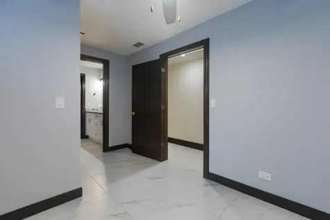 444 East 48th Street Chicago IL 60615