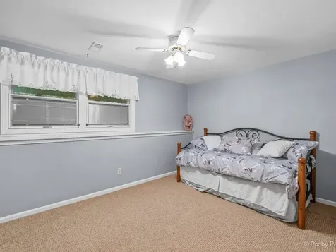 911 Western Avenue Geneva IL 60134