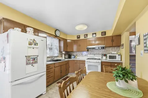 1920 Koehler Drive Des Plaines IL 60018