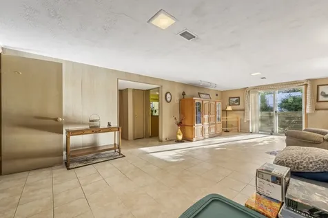 1920 Koehler Drive Des Plaines IL 60018