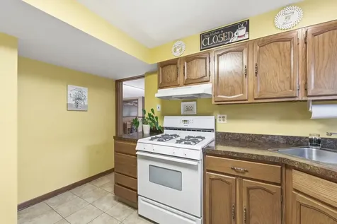 1920 Koehler Drive Des Plaines IL 60018