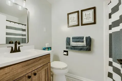 9 Tomahawk Trail Oswego IL 60543