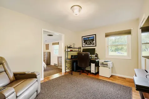 9 Tomahawk Trail Oswego IL 60543