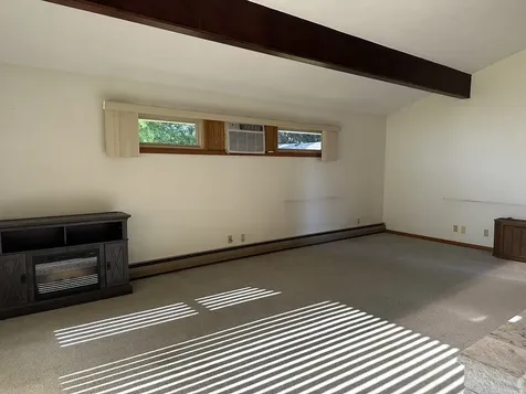 432 North Freedom Lena IL 61048