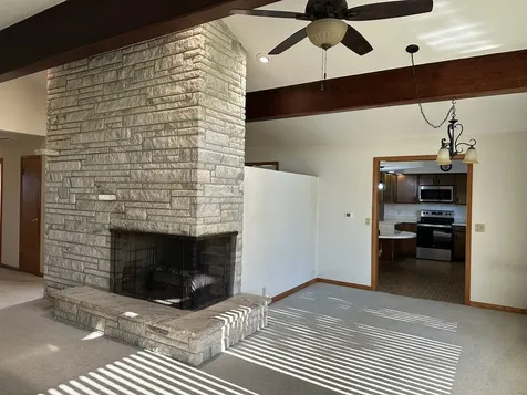 432 North Freedom Lena IL 61048